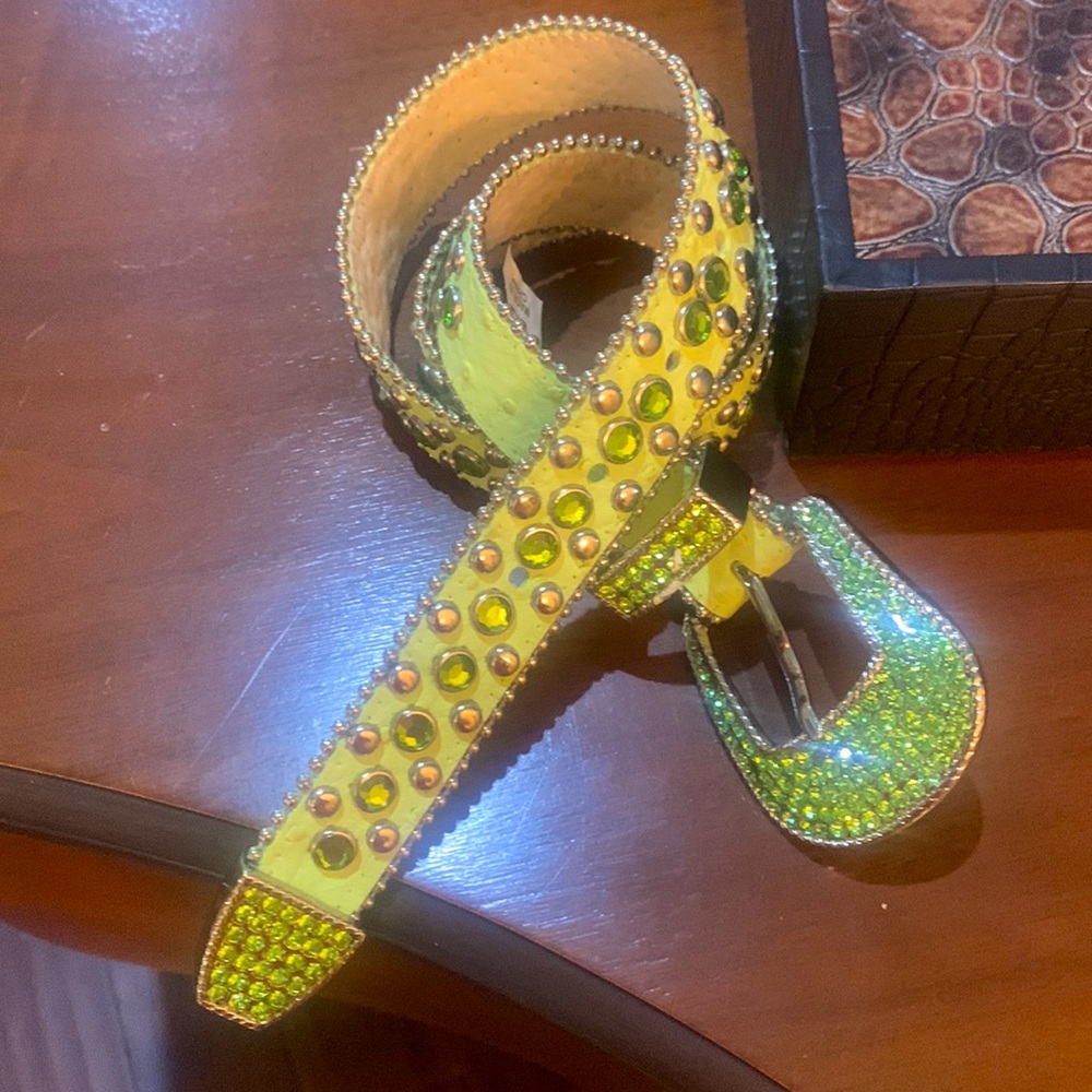 Christine Alexander leather and crystal belt … light green leather